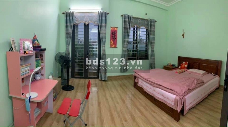 Bán nhà KĐT Vạn Phúc, TP HD, 3.5 tầng, 61m2, mt 5.3m, hướng Tây, 3 ngủ, giá cực tốt