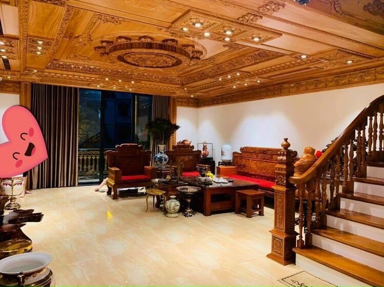 Phân lô Hoàng Cầu, ô tô tránh, kinh doanh gara dt 50m2, mt 4.5m, 5 tầng đúc, giá 13.5 tỷ