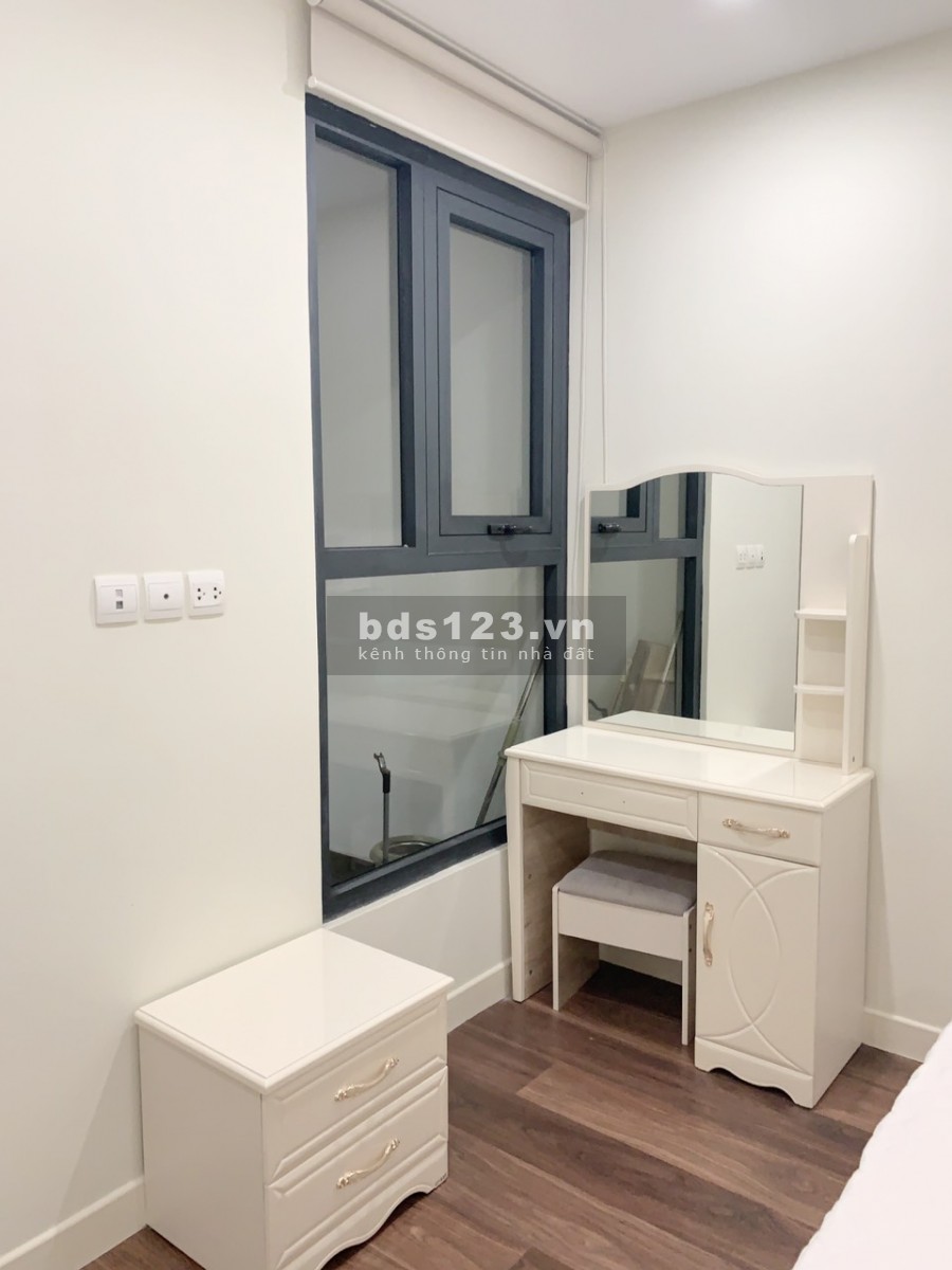 Cho thuê căn hộ chung cư HH1 90 Nguyễn Tuân 2PN Đủ Đồ