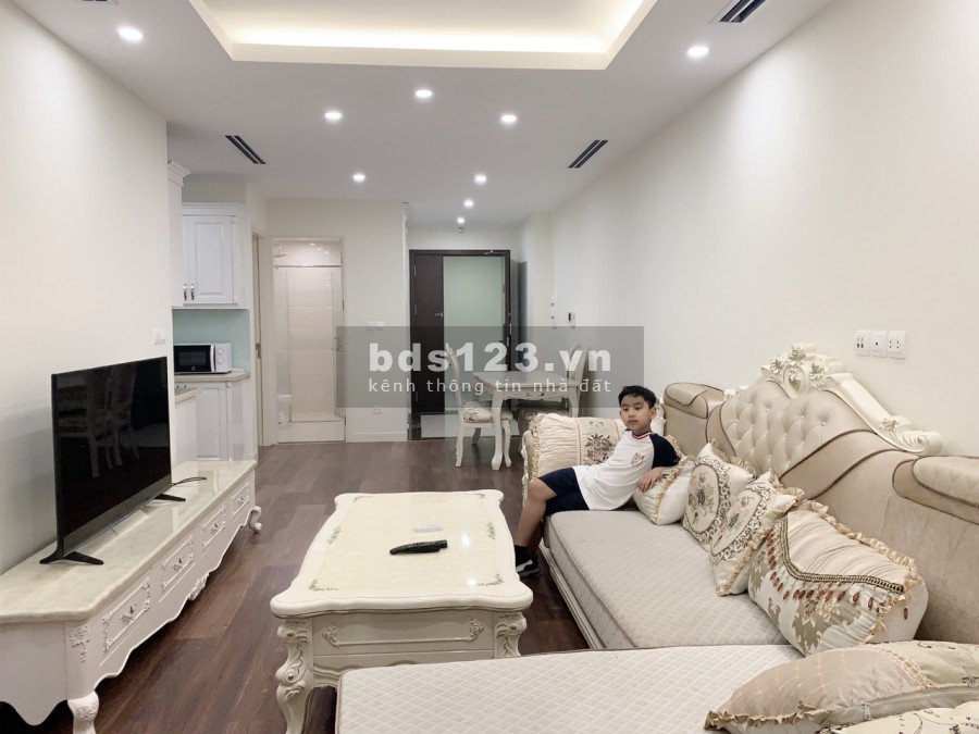 Cho thuê căn hộ chung cư HH1 90 Nguyễn Tuân 2PN Đủ Đồ