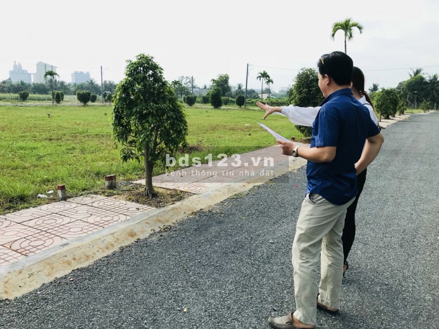 Đất cổng sau khu công nghiệp Tân Hương cách 5 phút, ngân hàng hỗ trợ vay