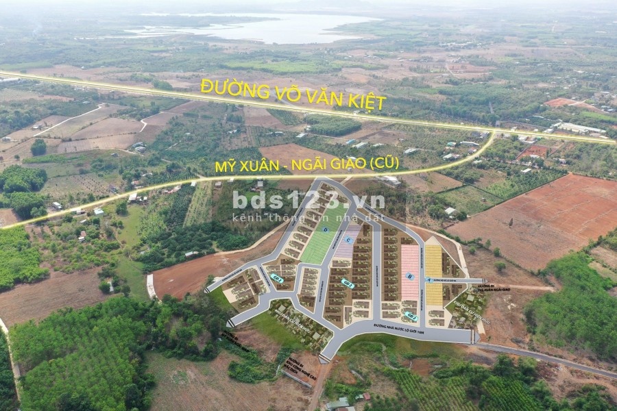 Tặng 3 chỉ vàng, chiết khấu cao cho người mua lô A1 Phú Mỹ Golden Valley LIÊN HỆ xem sổ