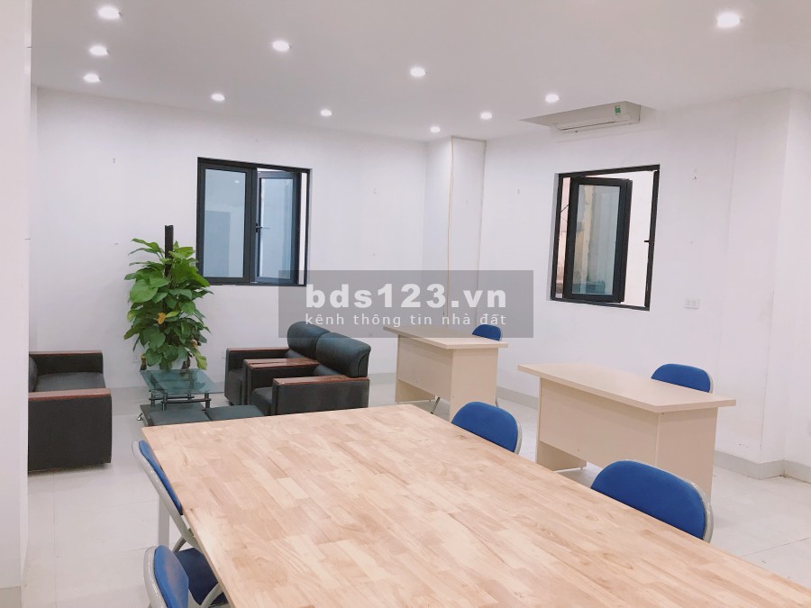 Mình có văn phòng cho thuê tại quận Cầu Giấy DT 20-55m2, sử dụng ngay