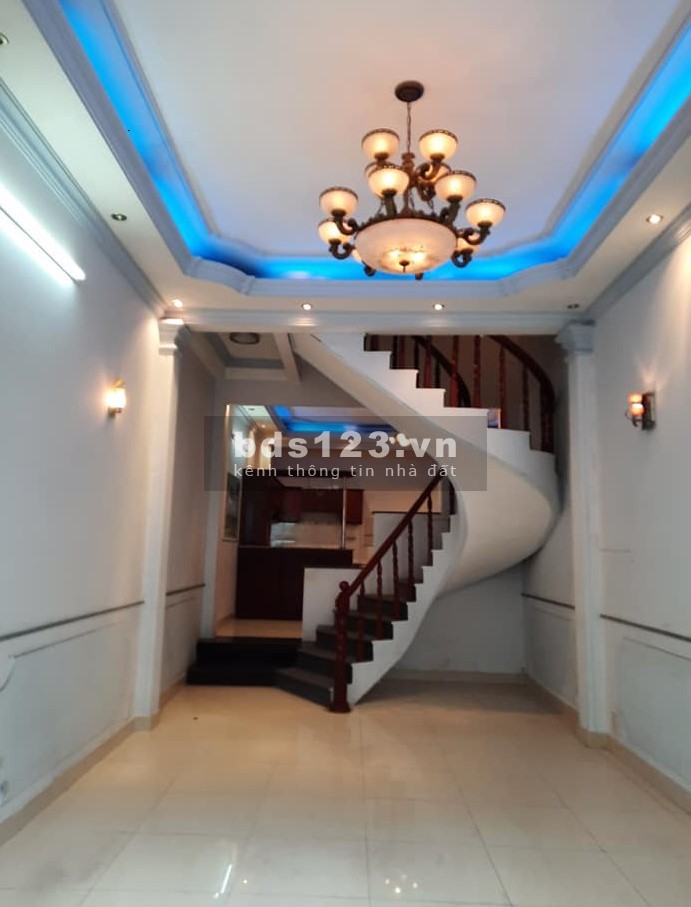 Bán nhà Lê Văn Sỹ, 76m2, 2 mặt tiền 4x19m, q Phú Nhuận chỉ 7 tỷ 27