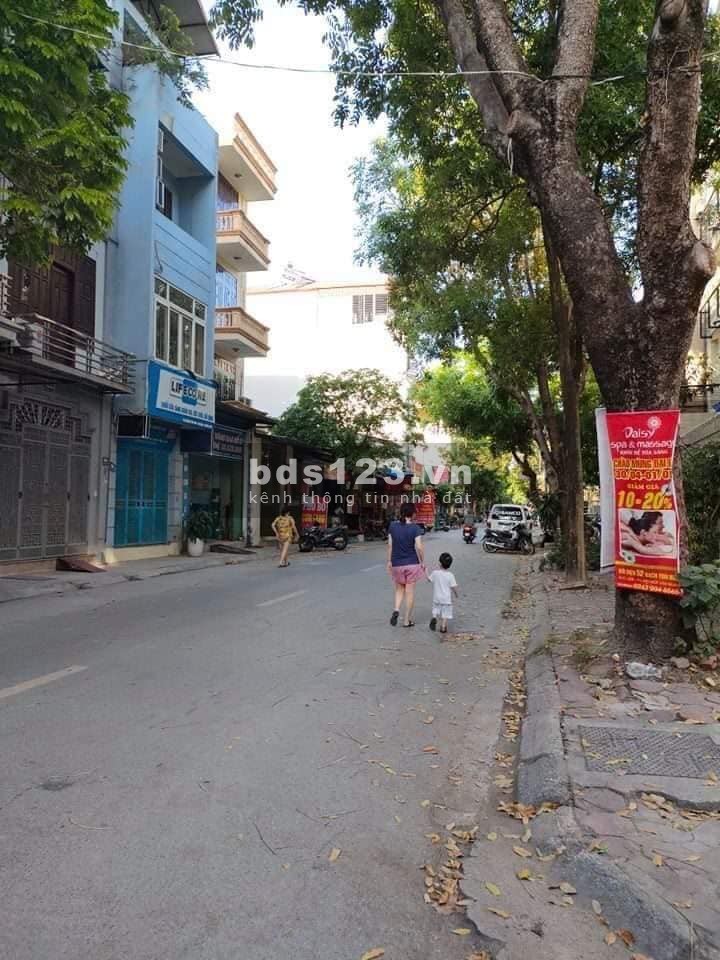 Bán biệt thự KĐT Văn Quán - Hà Đông, Diện tích 90m2, giá chỉ 9,1 tỷ.