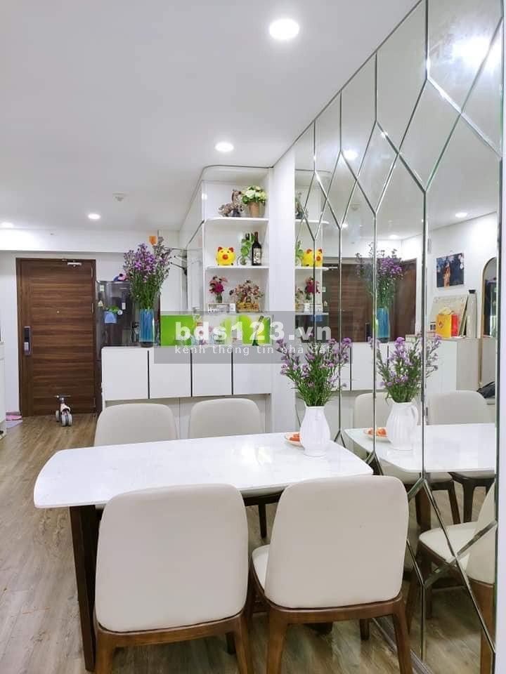 Siêu phẩm Tòa B vinaconex 65m2 2PN mới có 2,2 tỷ, full đồ chỉ việc ở. Cửa Tây Tứ Trạch