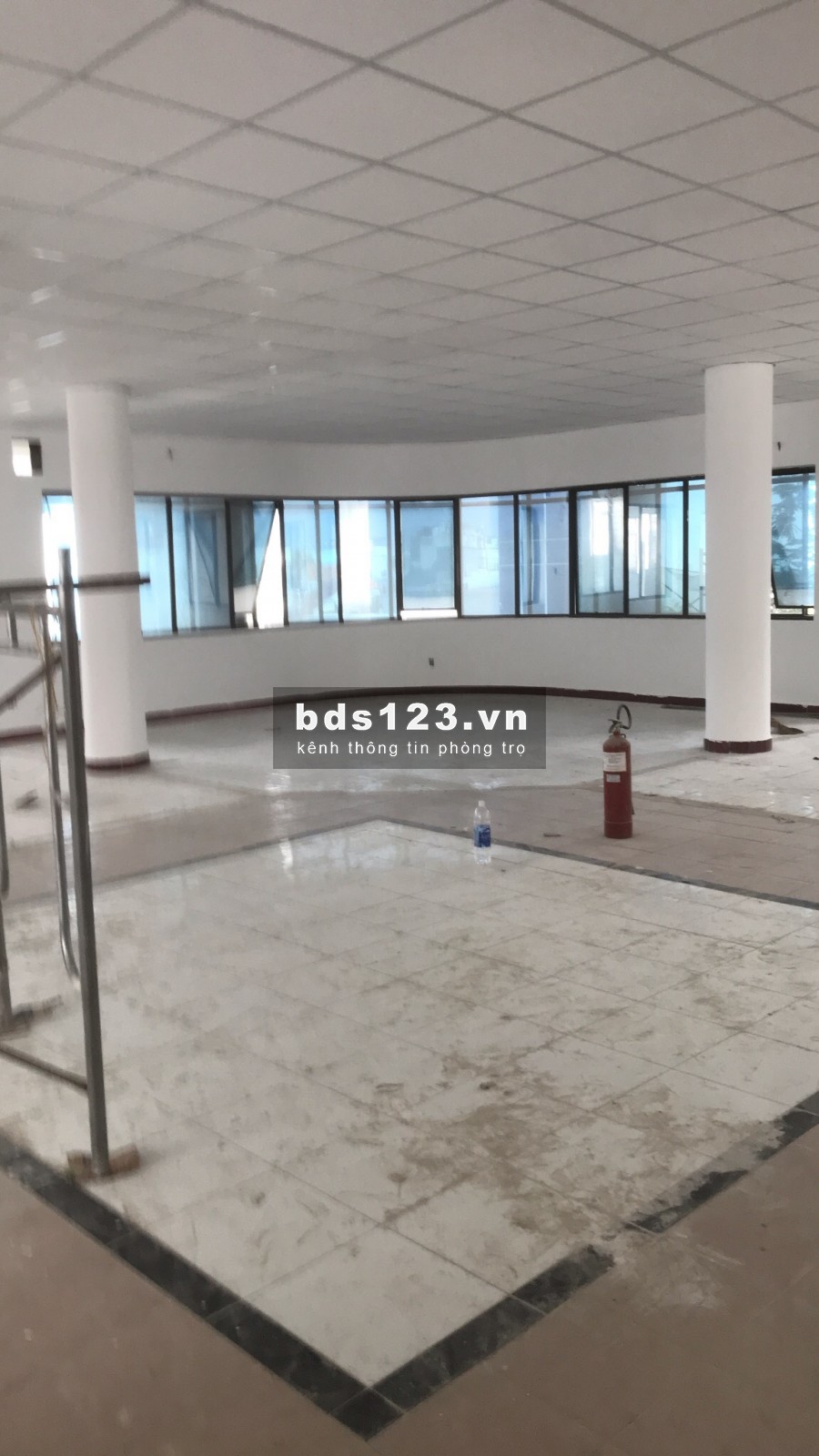 Tòa nhà 131 Hòa Hưng 2 mặt tiền qQận 10, giá thoả thuận có bao phí quản lí