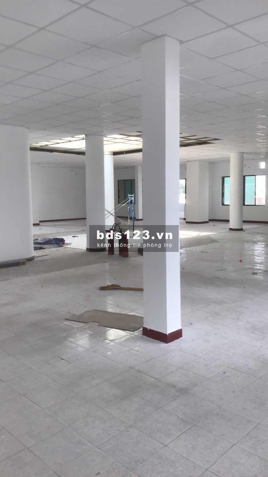 Tòa nhà 131 Hòa Hưng 2 mặt tiền qQận 10, giá thoả thuận có bao phí quản lí