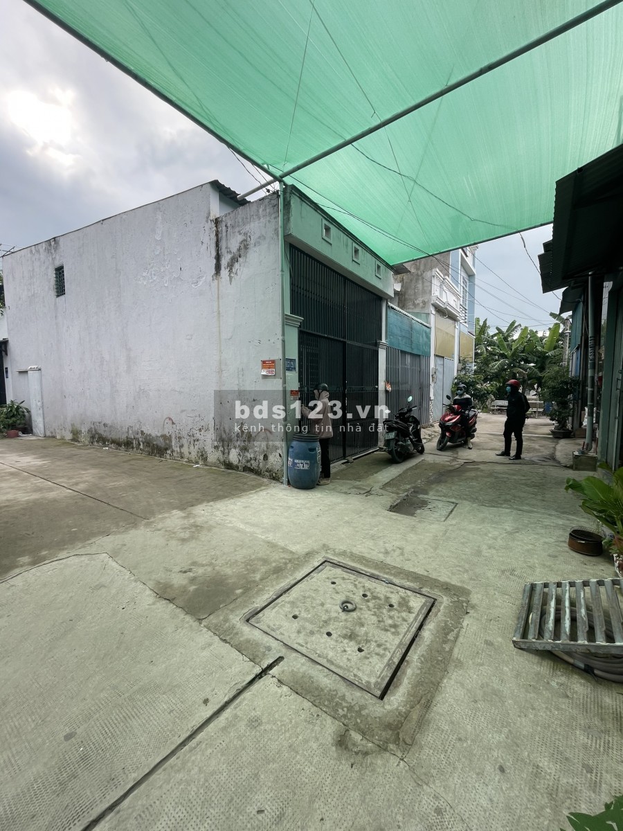 Bán nhà thuộc khu dân cư hiện hữu dt 4x13m xây nhà gác lửng, sổ chính chủ bao sang tên, gần ubnd Vĩnh Lộc B Bình Chánh