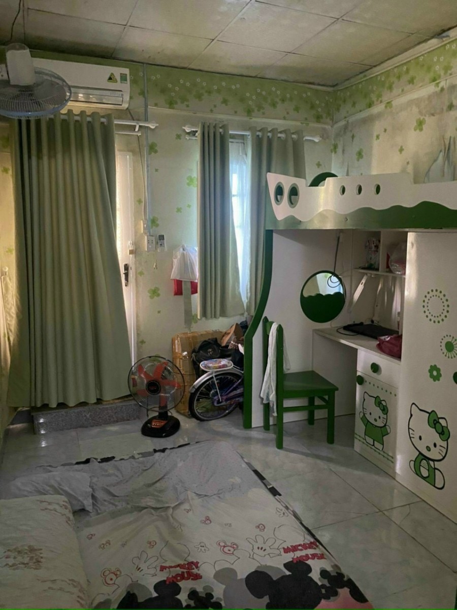 Bán nhà sổ hồng riêng giá rẻ hẻm 2759 đường Huỳnh Tấn Phát Phú Xuân Nhà Bè.