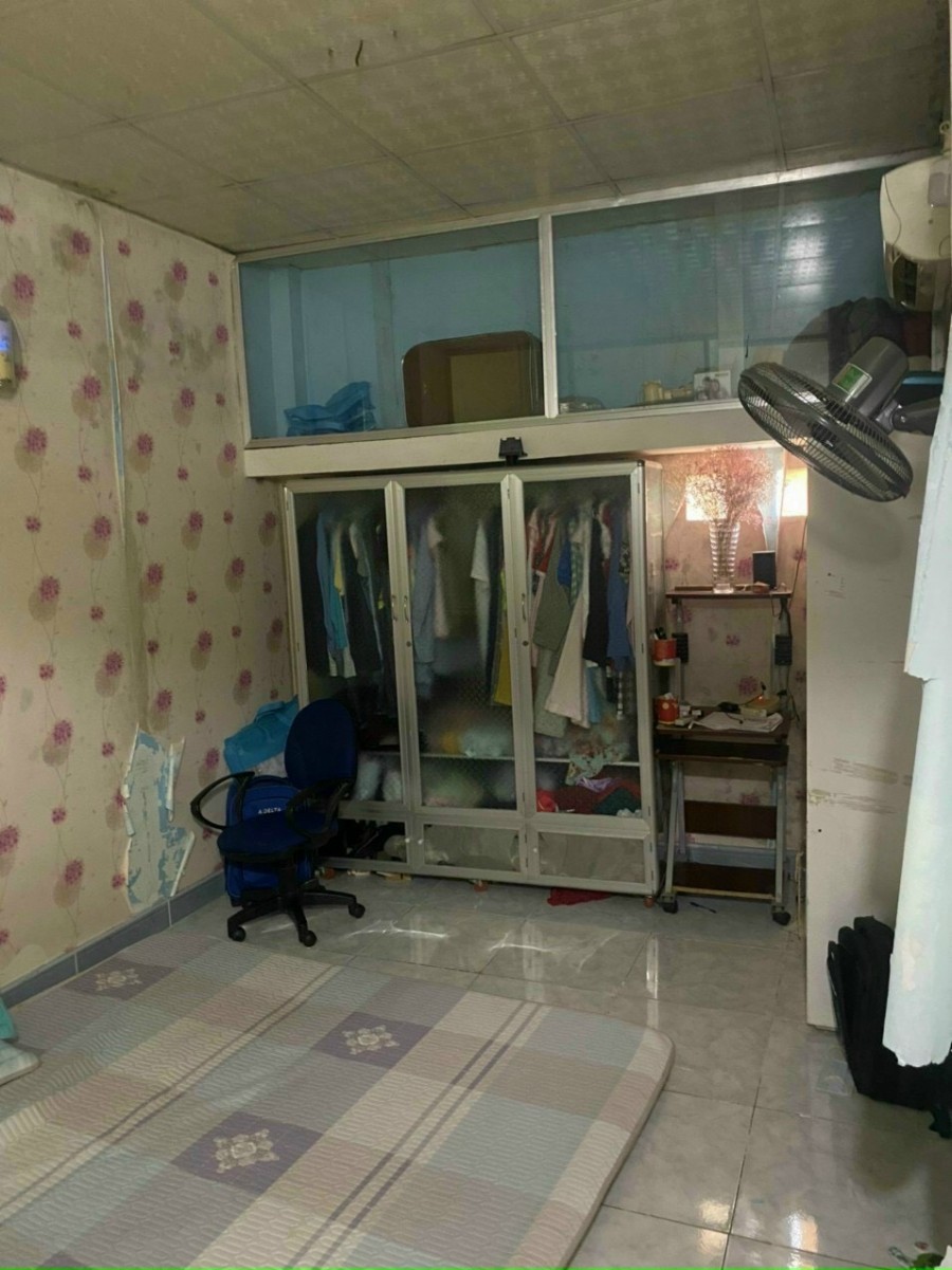 Bán nhà sổ hồng riêng giá rẻ hẻm 2759 đường Huỳnh Tấn Phát Phú Xuân Nhà Bè.