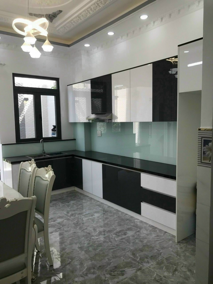 Bán nhà mặt tiền đường 20 m Số cũ 1979 HTP ,Đường HuỳnhThị Đồng, Thị trấn Nhà Bè
