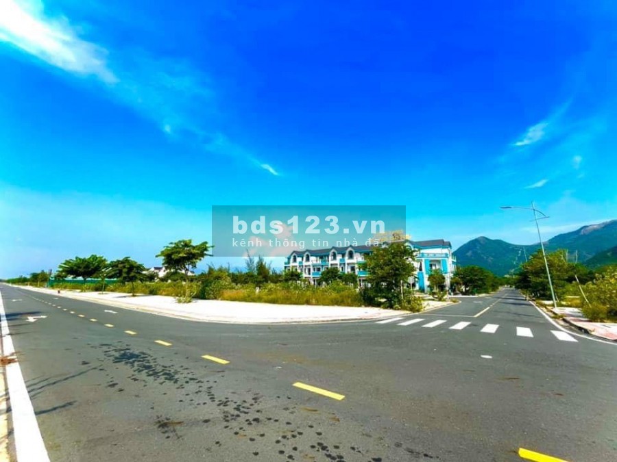 Cần Bán Nền Golden Bay 602 Đối Diện Biển Bãi Dài Cam Ranh , Vị Trí Vip