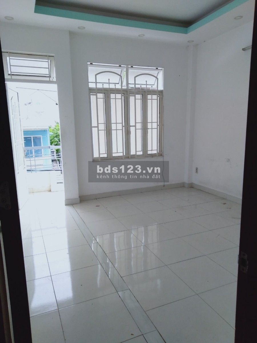 Cho thuê nhà HXT 368 Nguyễn Văn Lượng, P16, Gò Vấp, 4x15m, 4 tầng, 14 tr/thg