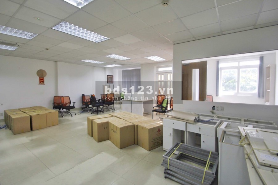 Cho thuê văn phòng tại 33 Lê Trung Nghĩa, Tân Bình giá chỉ 11,5$ /m2