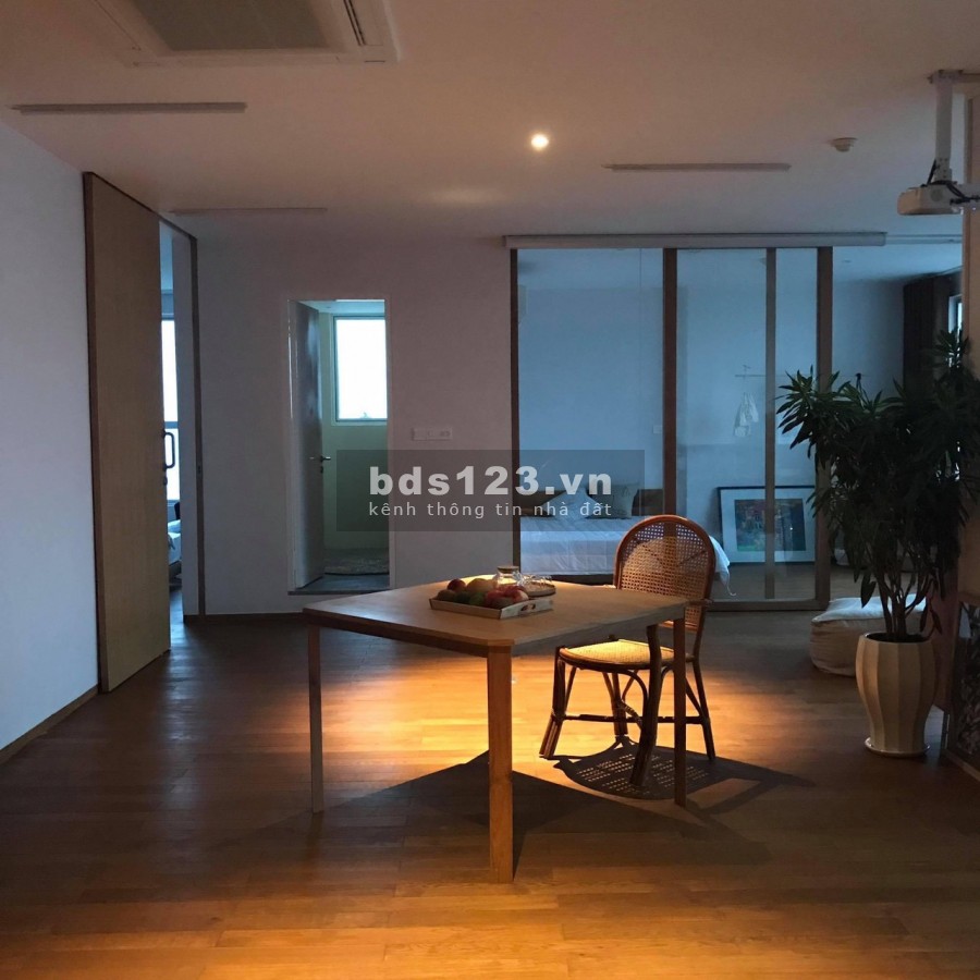 Cho thuê căn hộ 105m2 Sunrise City View, Quận 7 decor cực đẹp giá 20tr
