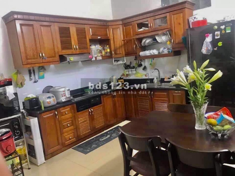 Hộ khẩu Quận Ba Đình, nhà nguyên căn đẹp 5 tầng dt 43m nở hậu giá nhỉnh 4 tỷ