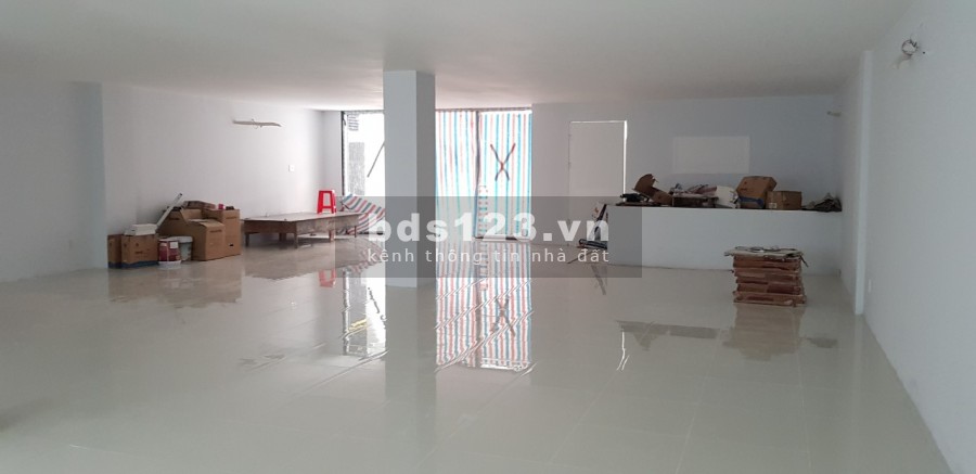 Cho thuê Building Hầm 5 lầu sàn trống suốt 900m2 sau Song Hành An Phú Quận 2
