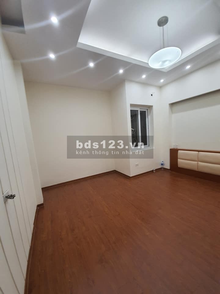 Bán nhà lô góc 4 tầng x 30m3 ngõ 204 Tôn Đức Thắng giá 3,4 tỷ. LH 0912442669