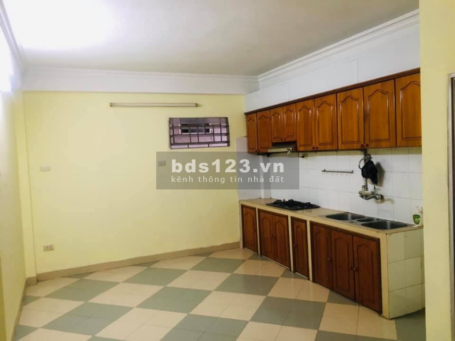 Bán nhà phân lô ngõ 155 Cầu Giấy, 2 mặt thoáng, 50m * 4T, giá 4,75 tỷ.