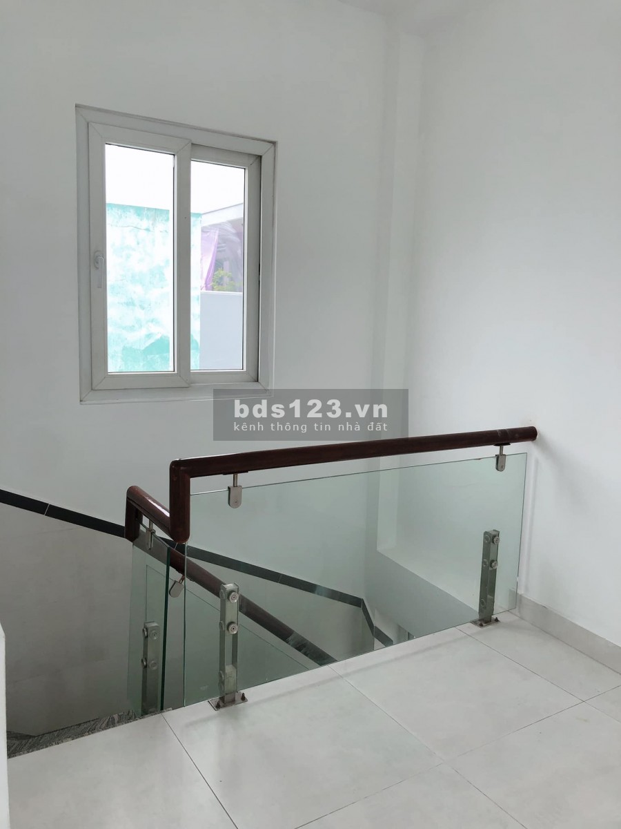 Mặt tiền Kinh doanh Xóm Chiếu, Q4, DTSD 120m2, giá bán chỉ 5,64 tỷ
