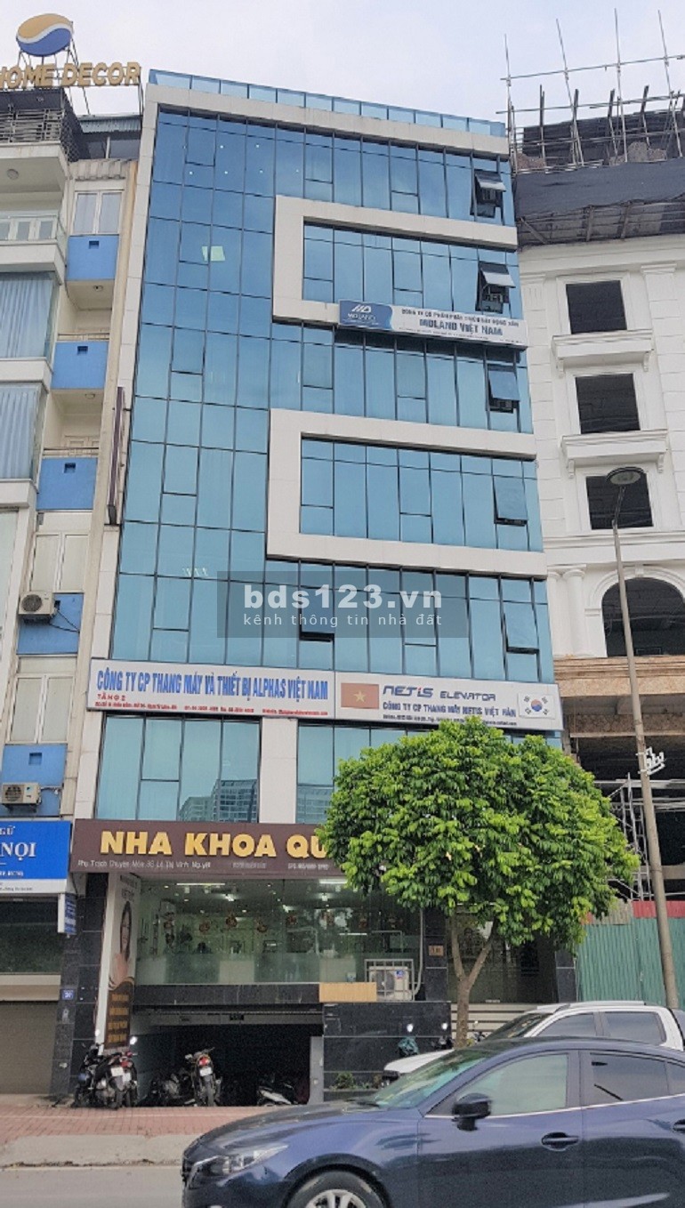 Bán nhà phố Nguyên Hồng, Đống Đa. Vỉa hè, oto, KD. 106m2, 8T thang máy, MT8m, 30 tỷ