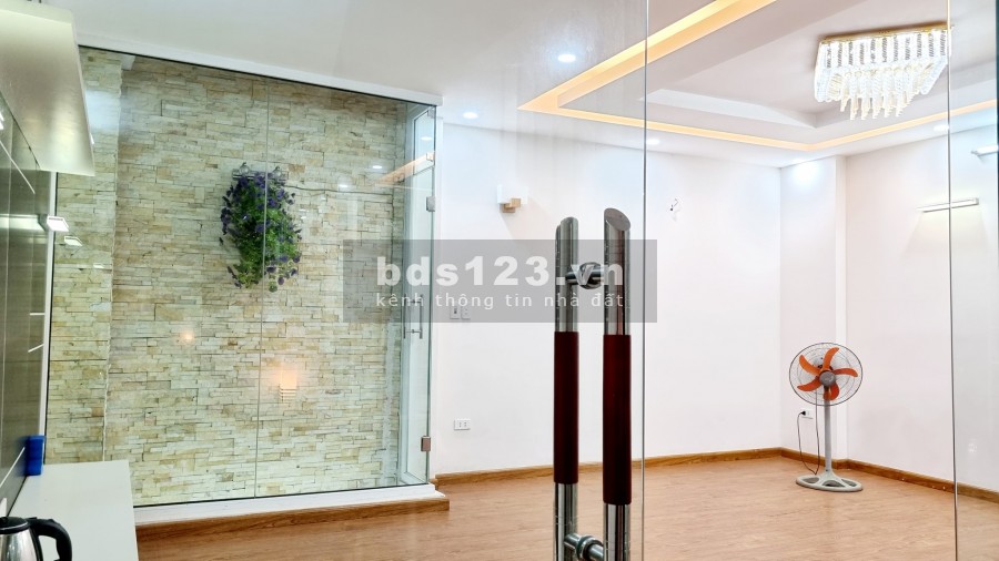 Nhà mặt ngõ Thái Hà, Đống Đa, 45m2 x 6 tầng, Nội thất đầy đủ tiện nghi