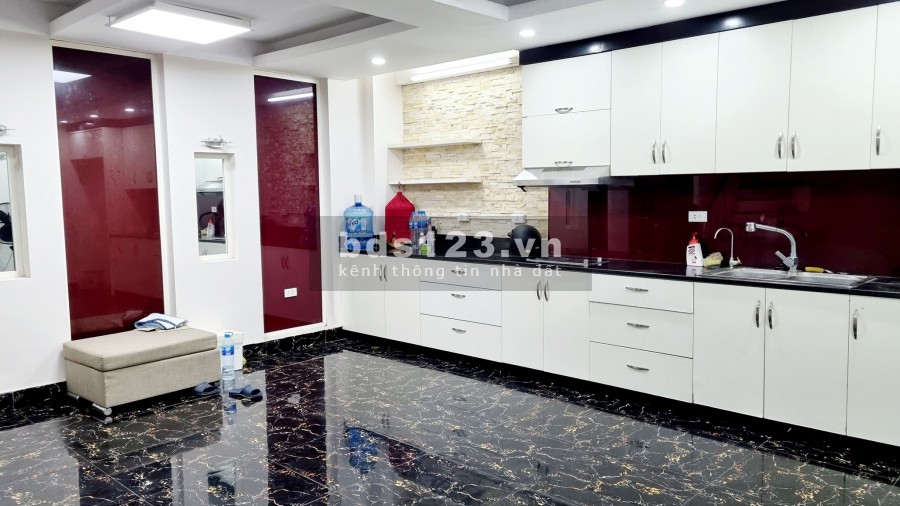 Nhà mặt ngõ Thái Hà, Đống Đa, 45m2 x 6 tầng, Nội thất đầy đủ tiện nghi