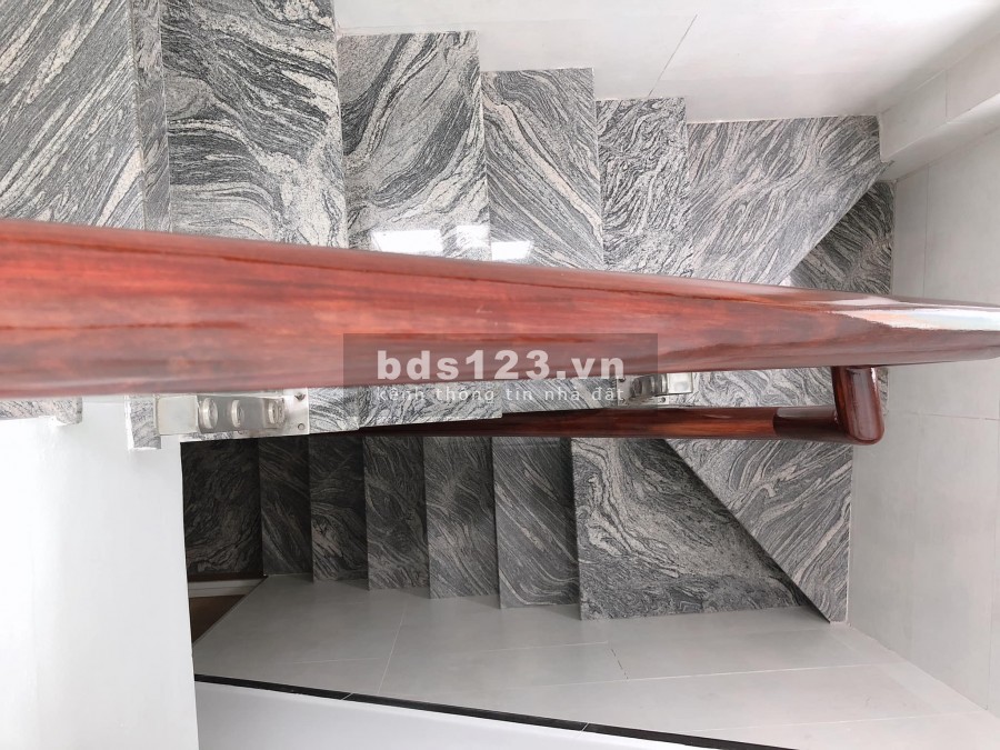 Mặt tiền Kinh doanh Xóm Chiếu, Q4, DTSD 120m2, giá bán chỉ 5,64 tỷ