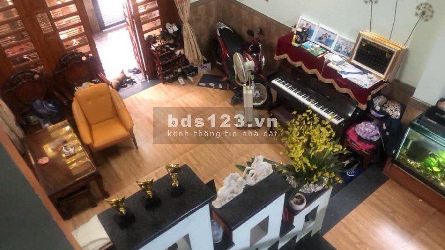 [Bán nhà] Đông Hồ ,Tân Bình , 40m2 ,4x10m, 3 tầng,HXH, Nhà đẹp,Sổ hồng. 4 tỷ 200.