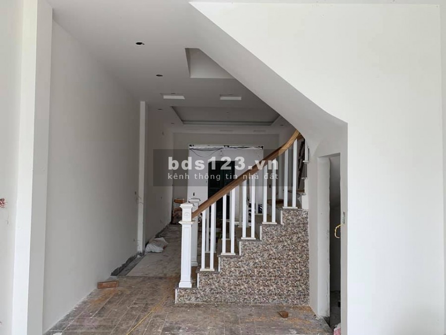 Bán nhà Tam Trinh, Hoàng Văn Thụ Hoàng Mai, phân lô ô tô view hồ thoáng vĩnh viễn
