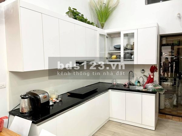 Bán nhà Phố 8/3 ô tô đỗ cửa, nội thất chuẩn 5 sao, kinh doanh 40m2 4 tầng giá 6,3 tỷ