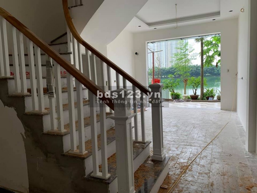Bán nhà Tam Trinh, Hoàng Văn Thụ Hoàng Mai, phân lô ô tô view hồ thoáng vĩnh viễn