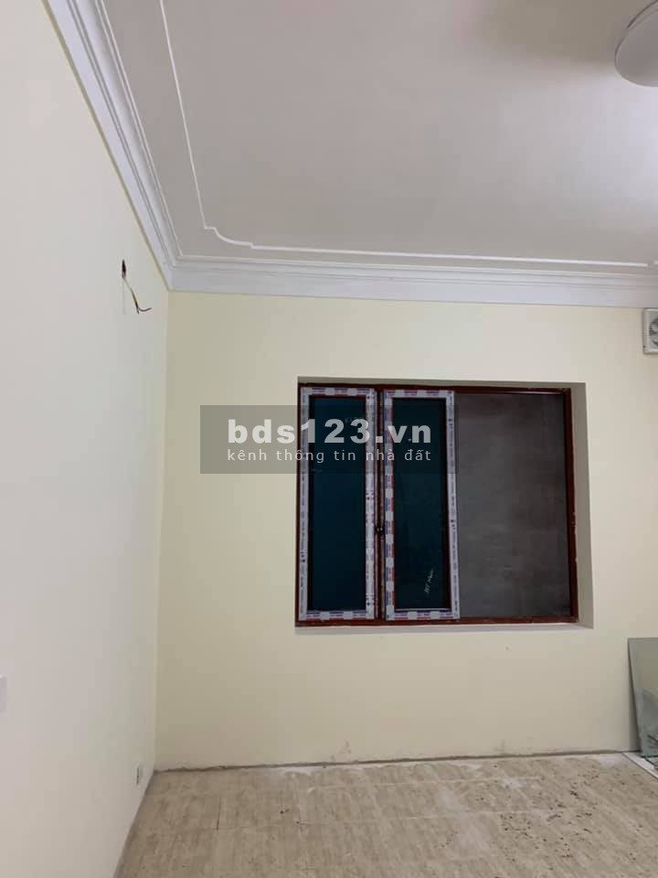 Ngõ phố Tôn Đức Thắng, dt 30m2x5 tầng, ngõ nông, giá 2***tỷ