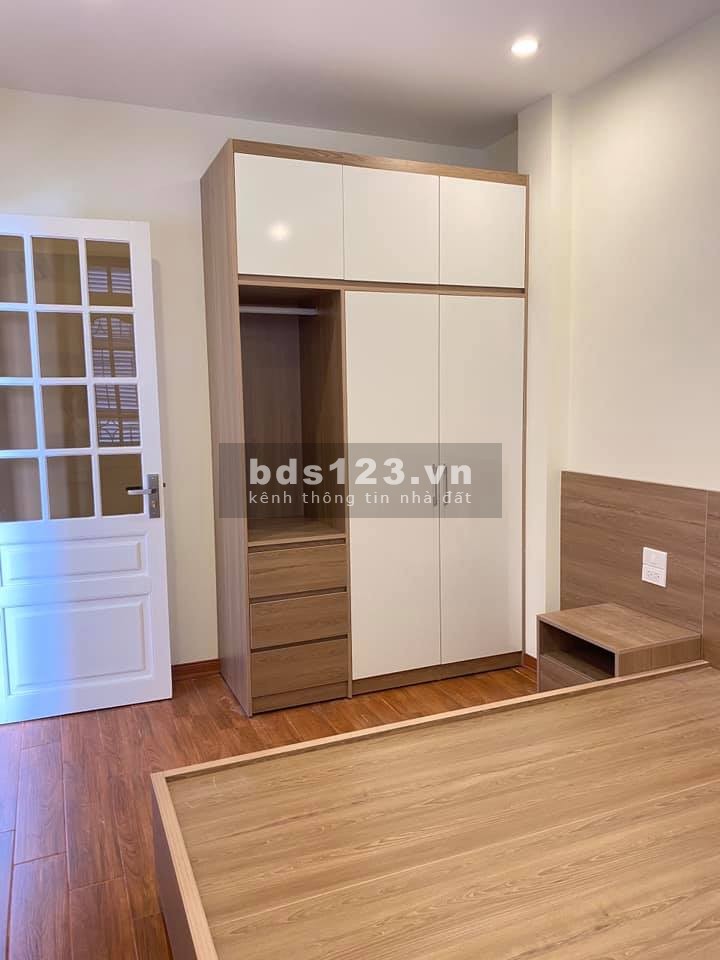 Cho thuê CCMN cao cấp mặt phố Phạm Hồng Thái - Quận Ba Đình