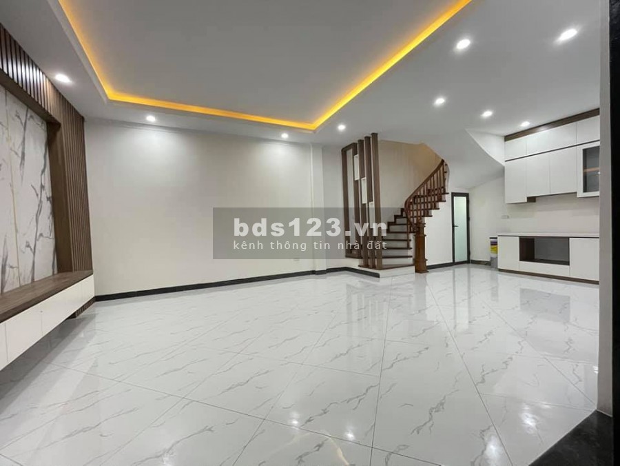 Bán nhà Riêng phố Vương Thừa Vũ, Thanh Xuân, dt 42m2 x 5 tầng, giá 5.5 tỷ