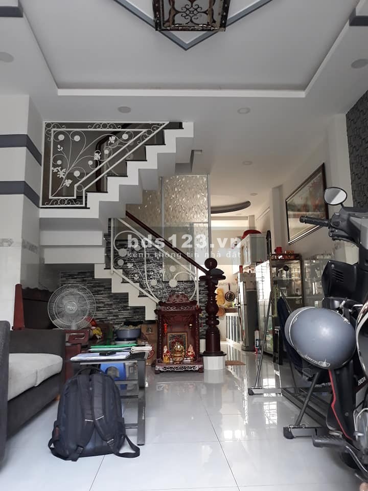 HXH 7m thẳng tắp 3 tầng trung tâm Quận Bình Thạnh dt 90m2 giá 9.4 tỷ thương lượng