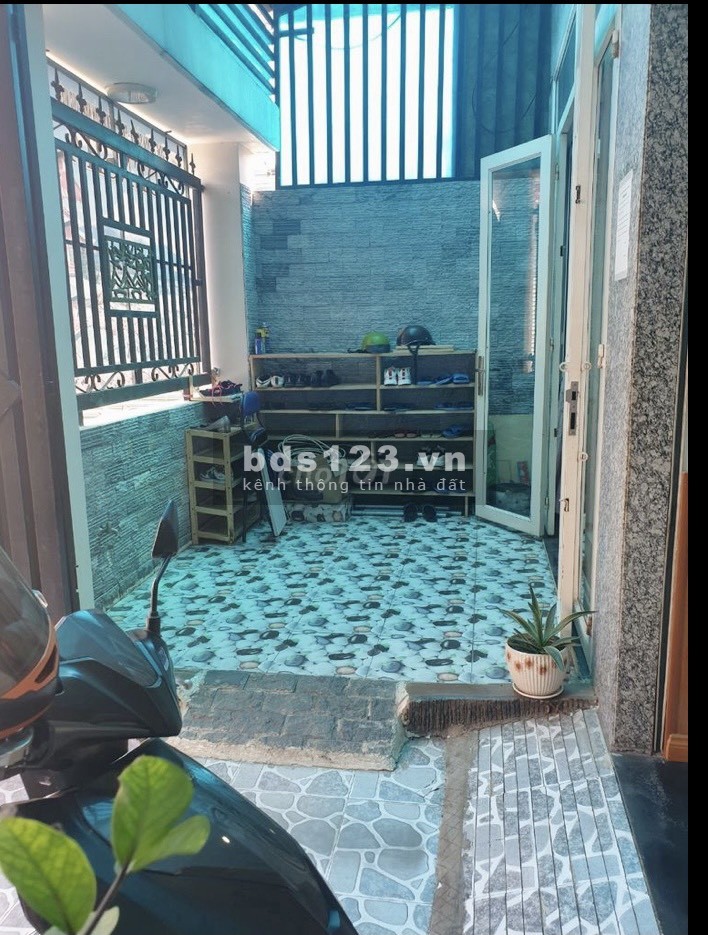 Cho thuê nhà NC 1 lầu 168m2 ở hoặc Sản xuất KD gần ngã tư Bà Điểm Phan Văn Hớn