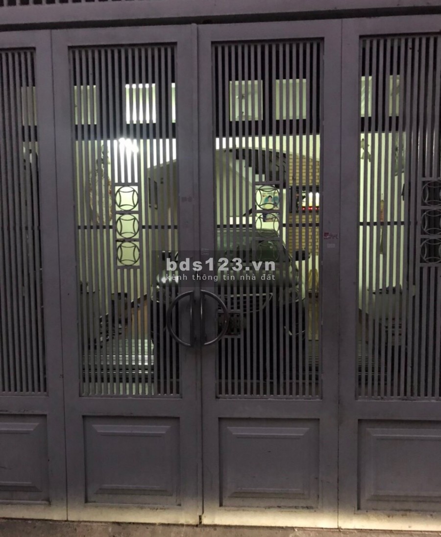 Cho thuê nhà HXT Nguyễn Kiệm, P3, Gò Vấp, 4.5x18m, 1 trệt, 3 lầu, 18 triệu/tháng