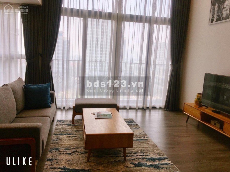 Bán cắt lỗ căn hộ 2PN và 3PN view sông Hồng giá chỉ 35tr/m2 Sunshine City - Ciputra. LH: 0944596256