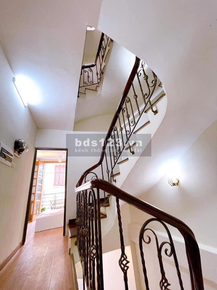 Bán chung cư mini 5 tầng 9 phòng ngõ 180 Phú Mỹ, diện tích 55m2 mt 4m, giá 4.98 tỷ