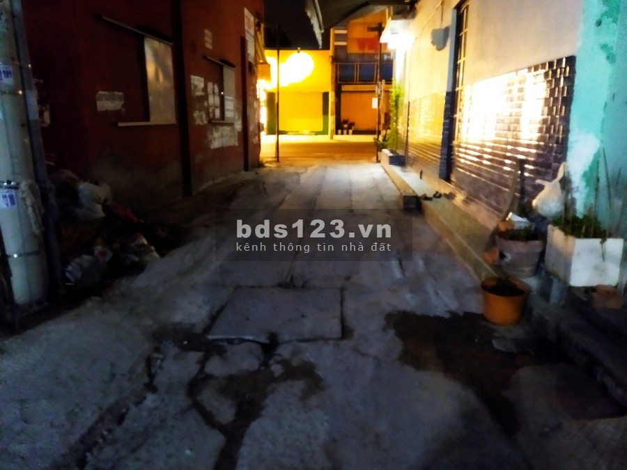 Bán nhà hẻm 79 Phú Thọ Hòa, Quận Tân Phú, dt 88m2, 3 tầng BTCT, hẻm xe hơi, giá rẻ