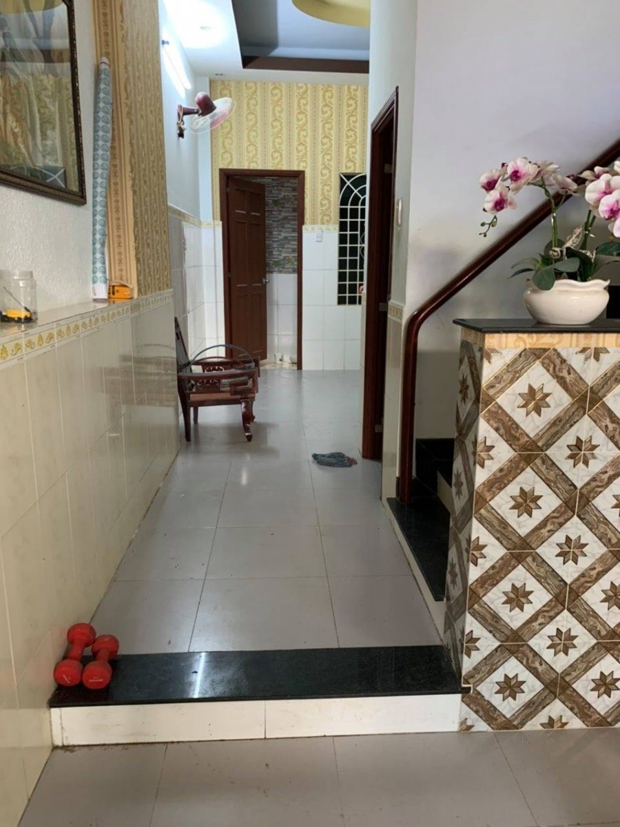 Nhà 3 tầng đẹp hiếm gò vấp cần bán chuyển chỗ làm việc chủ tặng nội thất