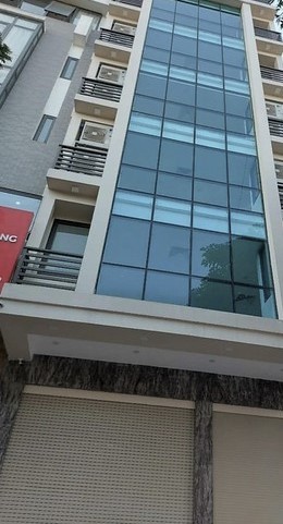 Bán tòa nhà 8 tầng mặt phố Cầu Giấy DT 120m2,nở hậu,có hầm để xe, thang máy,giá 38,5 tỷ