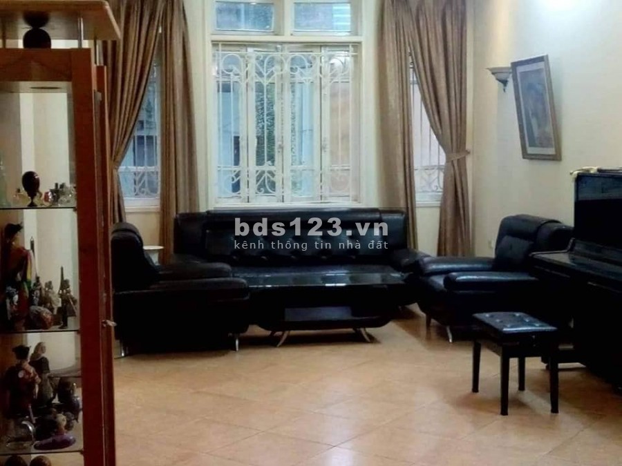 Bán nhà Ngô Thị Nhậm Hà Đông phân lô ô tô đỗ cửa, dt 50m2, 4 tầng, giá 5.5 tỷ