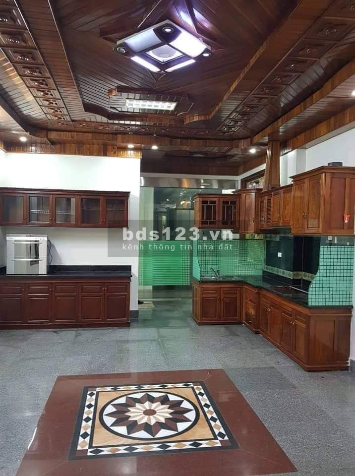 Bán nhà Ngô Thị Nhậm Hà Đông phân lô ô tô đỗ cửa, dt 50m2, 4 tầng, giá 5.5 tỷ