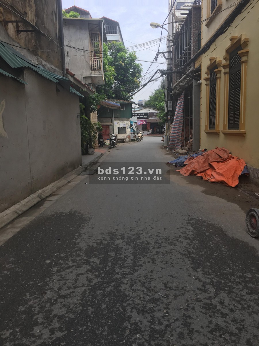 Bán nhà nguyên căn diện tích 40m2, 4 tầng, Hoàng Như Tiếp, Quận Long Biên giá 4.5 tỷ