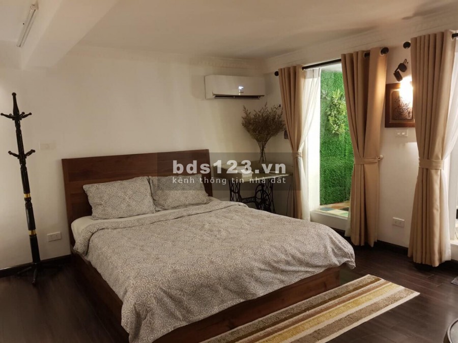 Chỉ 3 tỷ có nhà 40m2 phố cổ Hoàn Kiếm cách mặt phố 5m