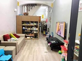 Bán Nhà Đăng Văn Ngữ, Đống Đa 40m 4 Tầng , Ngõ Thông Gần Ô Tô. Giá 4,15 tỷ.