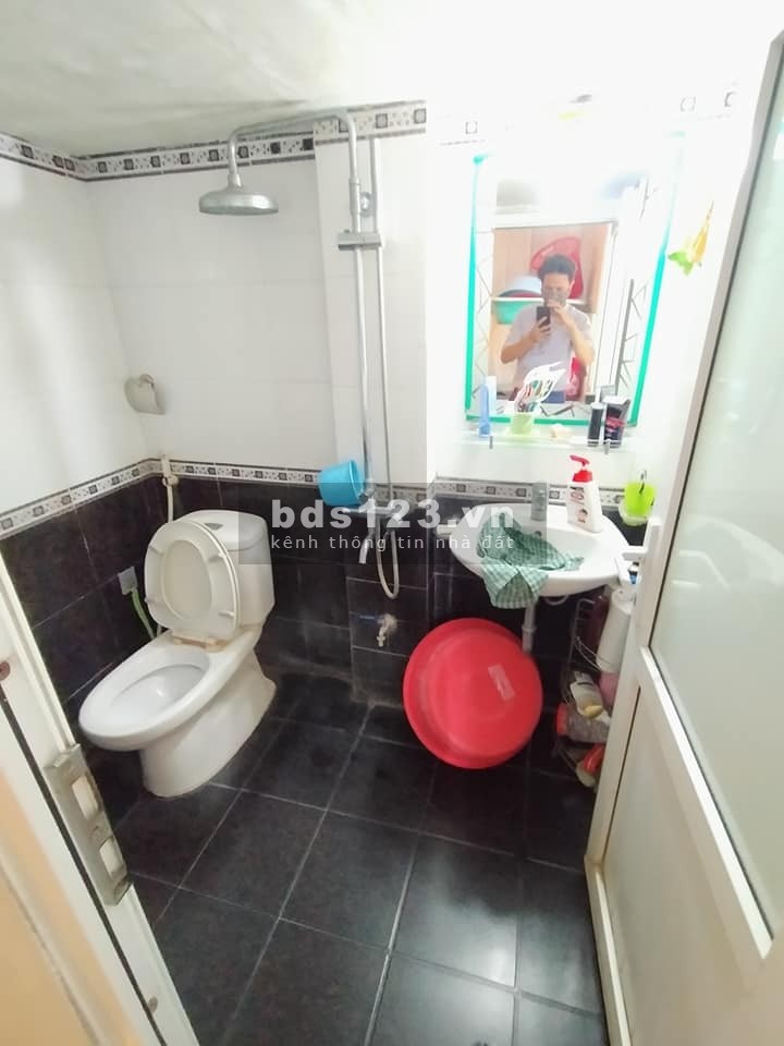 Bán nhà phố Lương Yên, Hai Bà Trưng. 27m x 5 tầng giá 2 tỷ có thương lượng